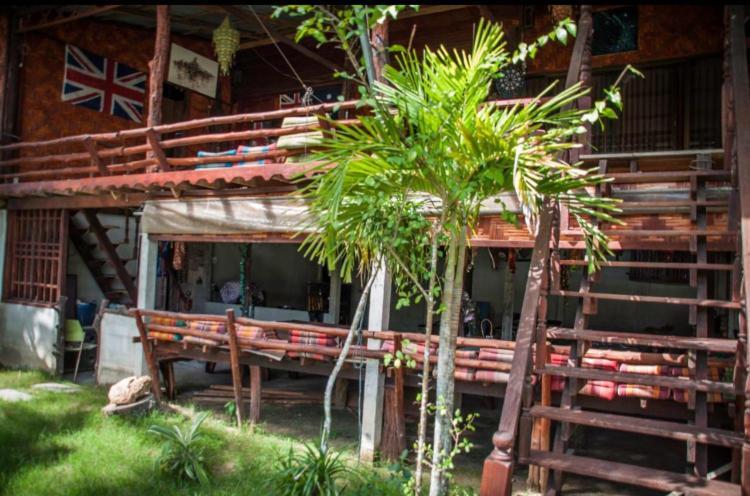 The Lazy Bar Guest House Ao Nang Bagian luar foto